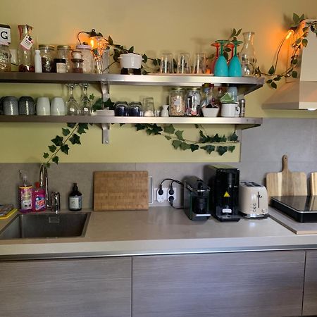 Den Ham Romantisch Wellness Appartement Met Prive Hottub Sauna Gamesroom מראה חיצוני תמונה